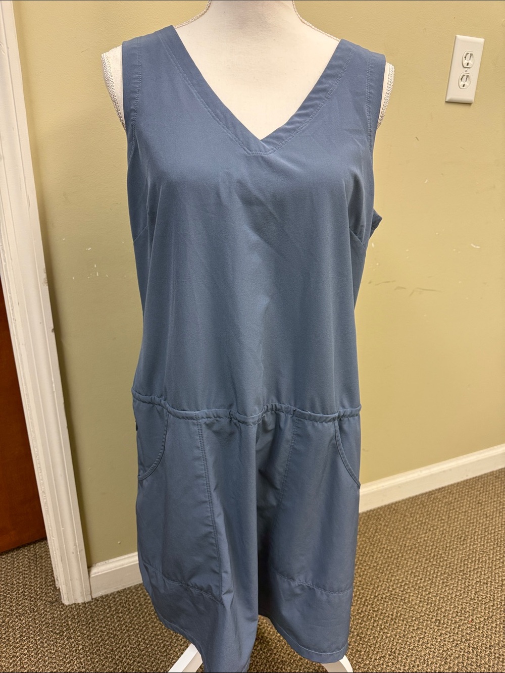 Toad&Co Sleeveless Blue Utility Dress Large | Soft Travel Casual Pocket‎ Dre
